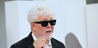 A Venezia trionfa Pedro Almodòvar, Leone d’argento a “Vermiglio”