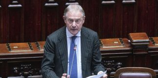 Auto, Urso “Nuova Commissione Ue anticipi revisione Green Deal”