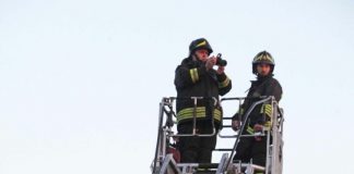 Crolla palazzina nel napoletano, morta una bambina. 2 persone estratte vive. 3 dispersi