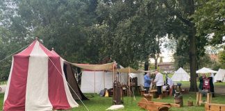 Mantova Medievale, il Lungolago torna al trecento tra accampamenti, cavalieri, battaglie e spettacoli