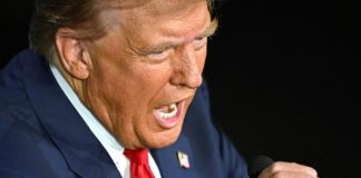 Trump e il dibattito tv, migranti a Springfield mangiano gatti? “Ecco le prove”