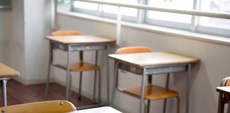 Scuola senza docenti, un disastro che pagano bambini e ragazzi
