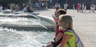 Caldo afoso, oggi tregua: bollino rosso in 2 città, Roma respira