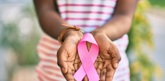 Cancro seno, il giuslavorista: “Rientro al lavoro tutelato da diritti specifici”