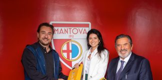 Il Gruppo Mantova Salus dona due defibrillatori al Mantova 1911