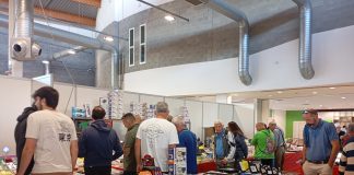 In tanti alla Fiera dell’Elettronica e del Radioamatore. Domani ultimo giorno