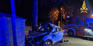 Incidente a Nettuno, scontro tra due auto: morti bimbo e donna incinta