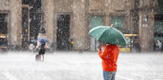Forti piogge fino a giovedì, poi nel week end torna il caldo estivo
