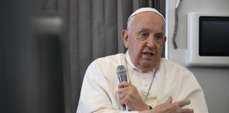 Il Papa: “Aborto è omicidio, i medici che si prestano sicari”