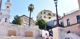 Trinità dei Monti, Santanchè: “Francia esagera ora vuole prendersi scalinata”