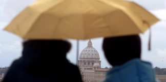 Allerta meteo a Roma: forti piogge, raffiche di vento e grandine