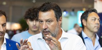 Open Arms, Salvini: “Follia sei anni di carcere, io non mollo” – Video