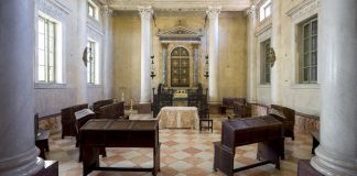 Sabbioneta, poesia e musica ebraica risuonano nella Sinagoga con “Tra lettere e silenzio”