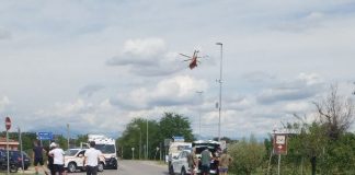 Tampona un furgone con il motociclo, 17enne elitrasportato in ospedale a Mantova