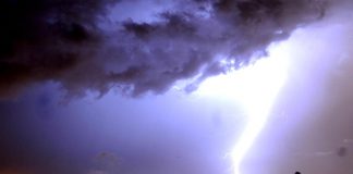 Maltempo sull’Italia, violenti temporali e calo delle temperature: le previsioni meteo