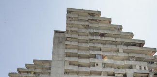 Vele di Scampia, sgombero immediato di oltre 50 case: le ordinanze