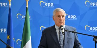 Tajani “Combattimenti in corso, gli italiani lascino il Libano”