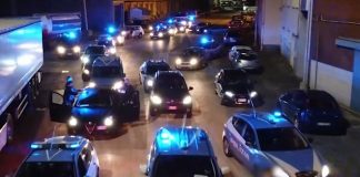 Blitz contro la camorra a Napoli, 60 arresti