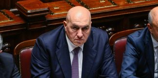 Libano, Crosetto “Sì ad aumento contingente Unifil se Israele si ritira”