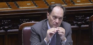 Albania, Ciriani “Sensibile risparmio con utilizzo nave militare”