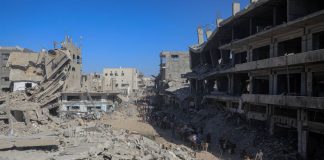Raid aereo israeliano a sud di Gaza, colpita una casa. Almeno 23 morti