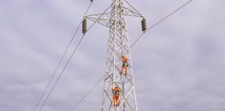 Terna, in Sicilia ammodernata rete elettrica con lavori sotto tensione