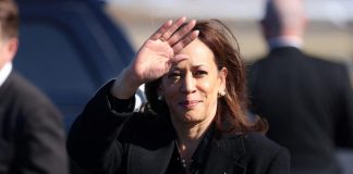 “Trump fascista, invoca Hitler”, l’attacco di Harris