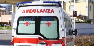 Frosinone, 16enne accoltellato all’uscita di scuola: è grave