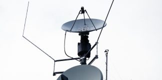 Antenna radiofonica abusiva a Lunetta: il Comune ordina la disattivazione