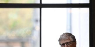 Bill Gates dona 50 milioni di dollari a Kamala Harris