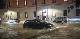Maltempo sull’Italia, allagamenti da Nord a Sud: un morto nel Bolognese