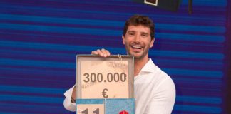 Ascolti tv, ‘Affari tuoi’ con De Martino continua a volare