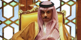 Attacco all’Iran, Arabia Saudita condanna senza citare Israele: cosa c’è dietro?