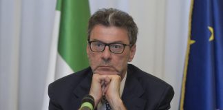 Manovra, Giorgetti: “Non ci saranno più tasse, tagli per ministeri ed enti pubblici”