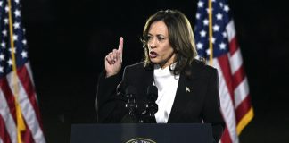 Harris attacca a Trump: “Instabile e consumato dal rancore”. Nuova gaffe di Biden
