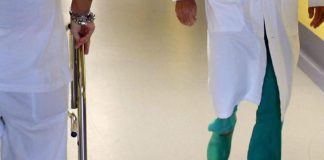 Sanità, Langins (Oms Europa): “Assistente infermiere utile per evoluzione professione”