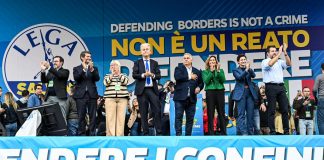 Lega, Salvini: “A Pontida nasce santa alleanza”. Orban: “Processo vergogna, lui eroe”