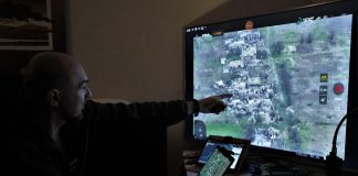 Ucraina, attacco con droni in Crimea occupata: deposito di petrolio in fiamme