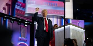 Trump “Mandato senza precedenti, America sarà di nuovo grande”