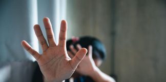 Violenza su donne, Moige: “Musica e pornografia discriminano ancora oggi”