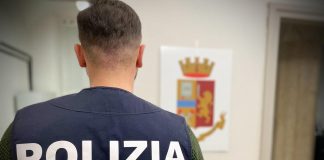 Cercano di truffare un’anziana ma lei non ci casca. Denunciati un 19enne e un 21enne