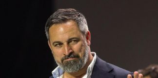 Ue, leader Vox Abascal eletto presidente dei Patrioti per l’Europa