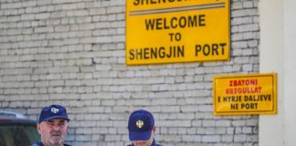 Migranti in Albania, domani udienza di convalida sui trattenimenti