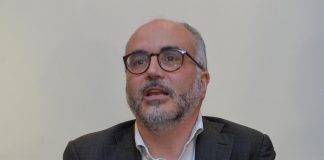 Scuola, Christian Raimo sospeso per 3 mesi da insegnamento dopo offese a ministro Valditara