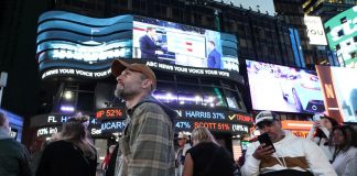 Elezioni Usa, la partita negli swing states: testa a testa Trump-Harris in Georgia e Nord Carolina
