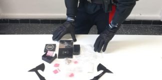 In giro con ecstasy e asce nello zaino: 31enne mantovano arrestato a Verona