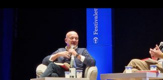 Bisio autore riempie il Sociale: “Se mi invitano torno al Festival”