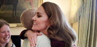 Morta Liz Hatton, 17enne malata di cancro che aveva ispirato William e Kate