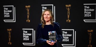 Booker Prize, Samantha Harvey vince con il romanzo ‘Orbital’