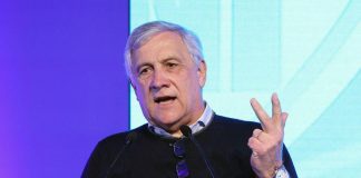 Tajani: “Linea armi non cambia, vanno usate in territorio ucraino”